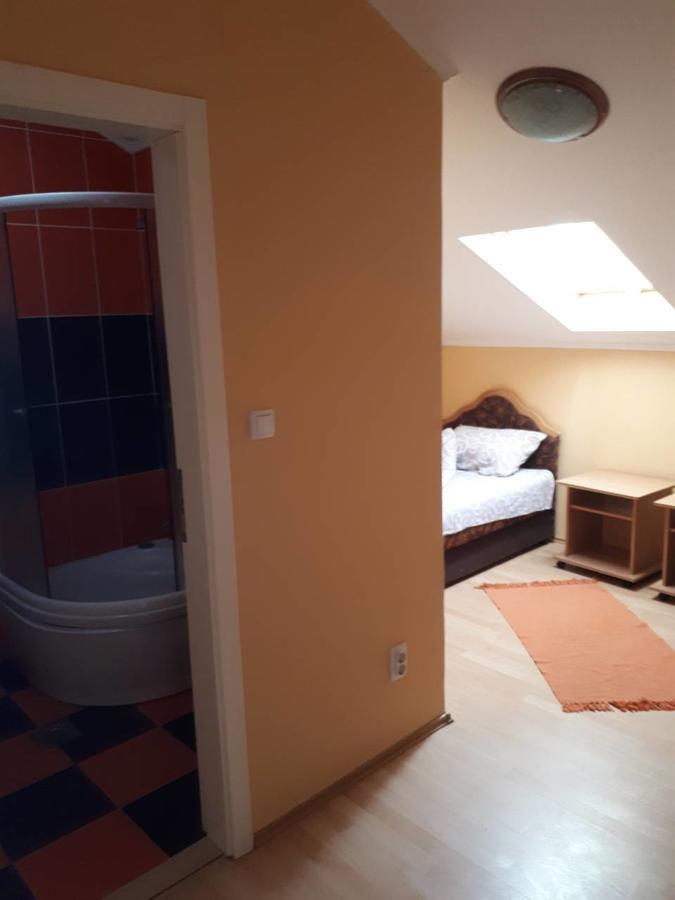 B&B Beli Andjeo Сремська Митровиця Екстер'єр фото